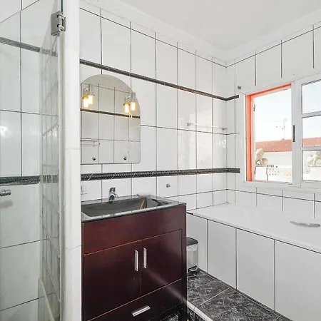 Callao Salvaje Sleeps 8 Pool Air Con Wifi Villa