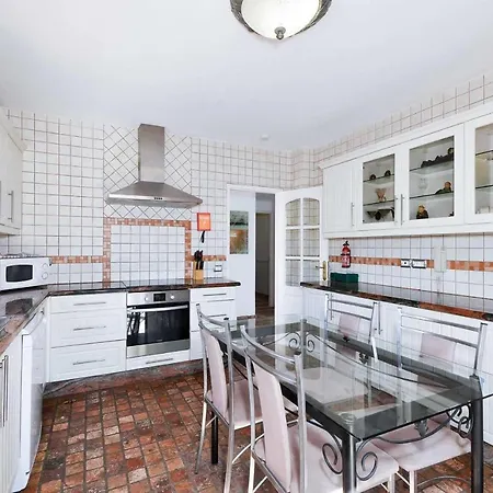 Callao Salvaje Sleeps 8 Pool Air Con Wifi *